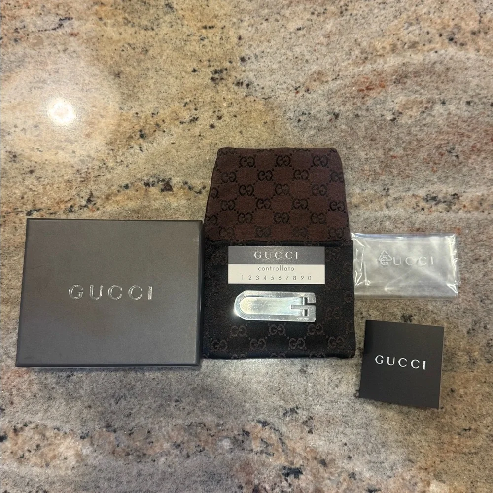 Authentic Engraved Gucci Money Clip in Silver